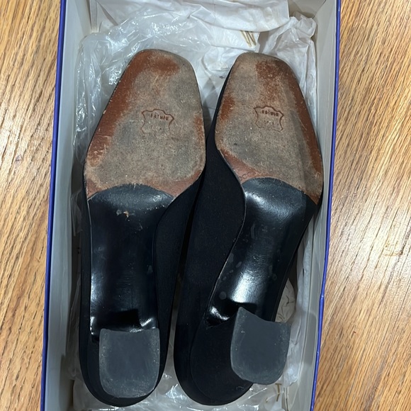 Woman’s shoes - Picture 6 of 8